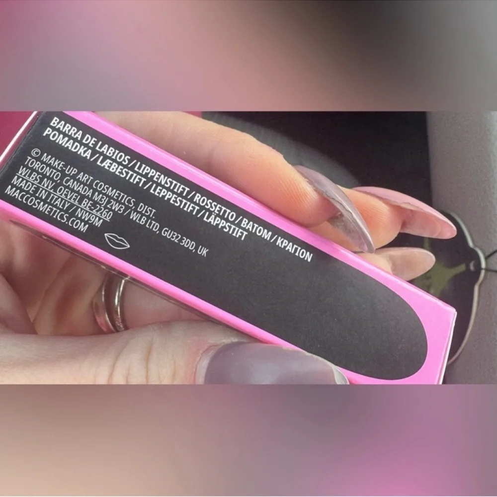 MAC Cosmetics Pink Lipstick